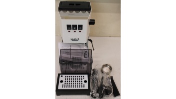 SALE OUT. Gaggia Coffee maker Classic Evo RI9481/13, White | SALE OUT. | Gaggia Coffee Maker | RI9481/13 Classic E24 | Pump pressure 15 bar | Built-in milk frother | Semi-automatic | Polar White | DAMAGED PACKAGING, UNPACKED, SCRATCHED